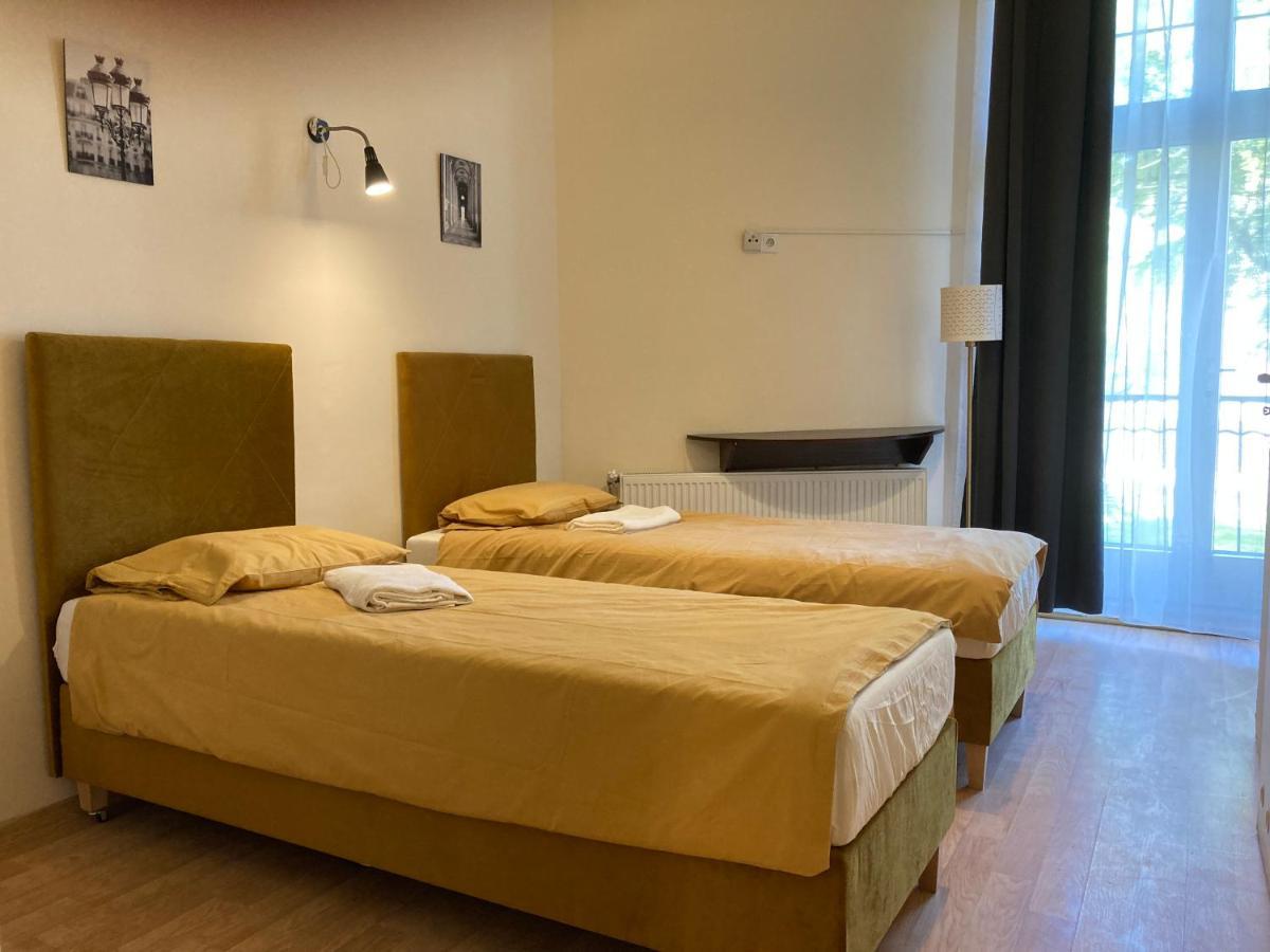 Hello Aparthotels Краків Екстер'єр фото