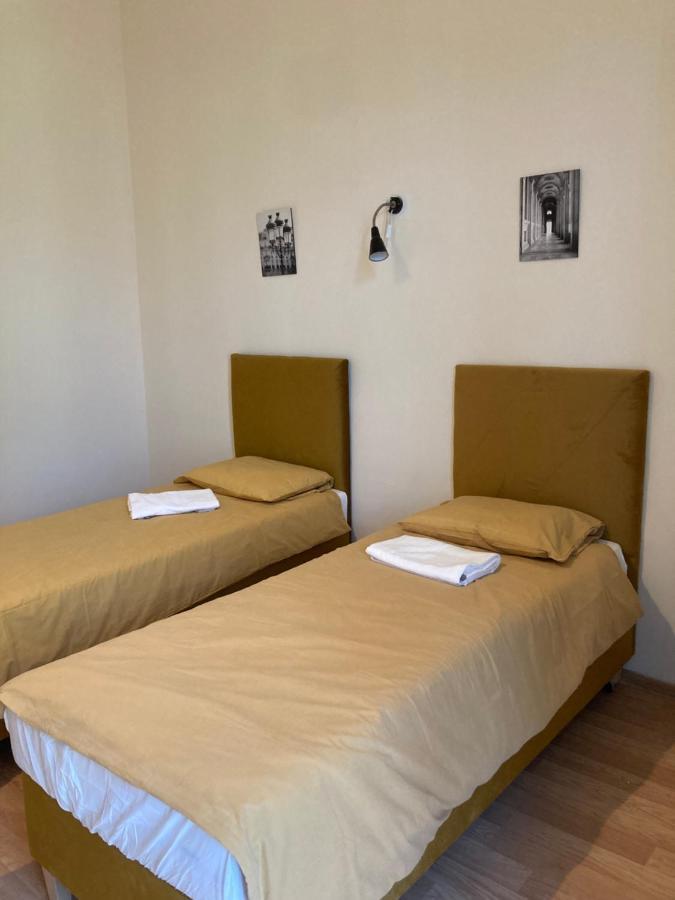 Hello Aparthotels Краків Екстер'єр фото