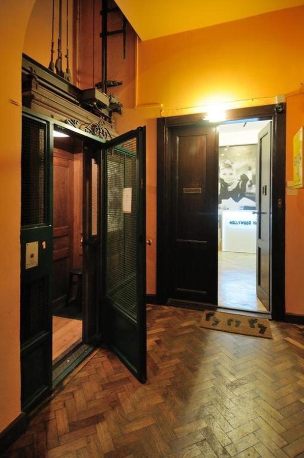 Hello Aparthotels Краків Екстер'єр фото
